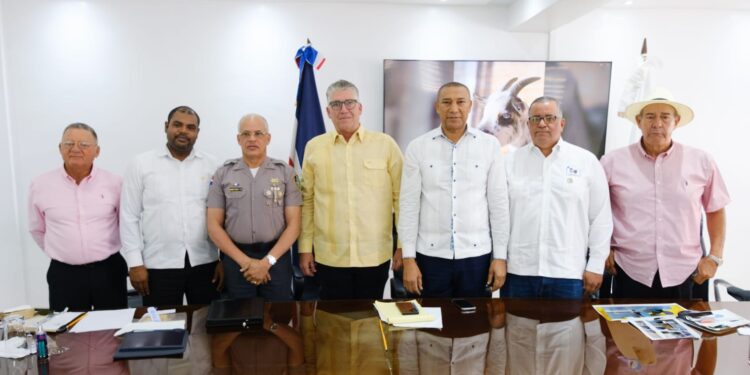 Sector ganadero, Policía y Ministerio Público reforzarán persecución del cuatrerismo