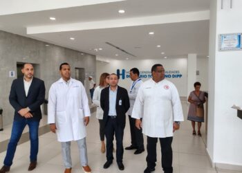Nuevo Director del Hospital Mario Tolentino Dipp realiza recorrido por diferentes áreas de la institución