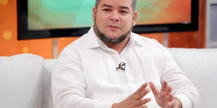 Denuncian cancelaciones masivas en el FEDA