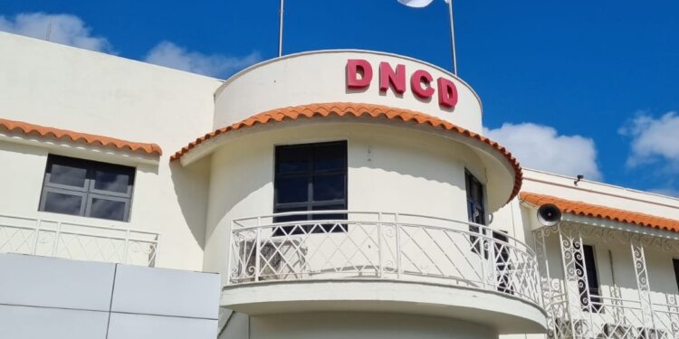 DNCD imponen sanción disciplinaria agente&nbsp; maltrató verbalmente ciudadana en SFM