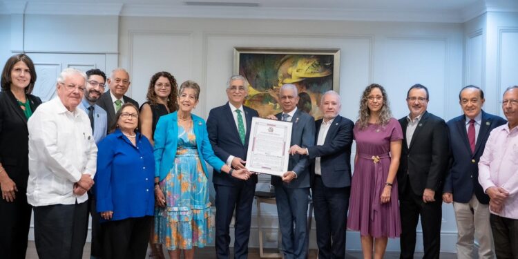 Senado de la República reconoce al Recinto Universitario de Mayagüez (RUM) de la Universidad de Puerto Rico