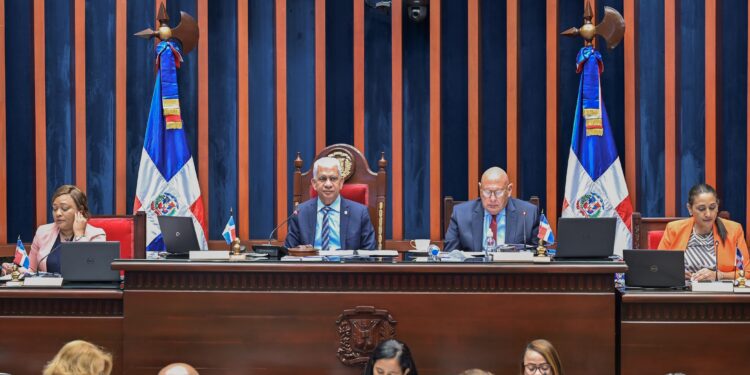 Senado declara de urgencia y aprueba modificaciones ley sobre Tráfico Ilícito de Migrantes y Trata de Personas