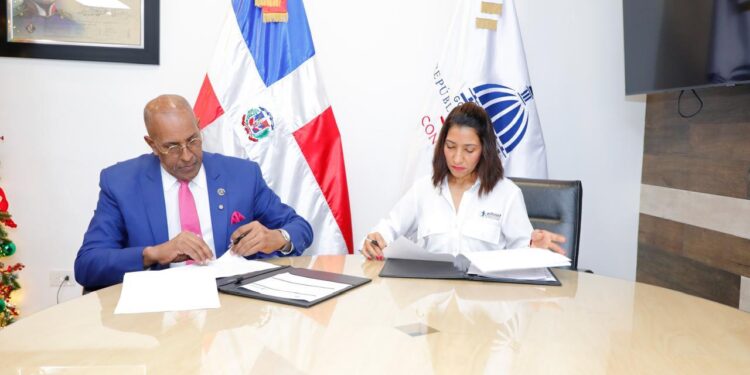 Contraloría inicia inclusión de colaboradores con discapacidad a través de un acuerdo con la Adosid