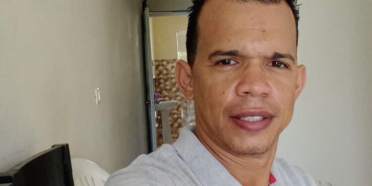 Reportan joven desaparecido