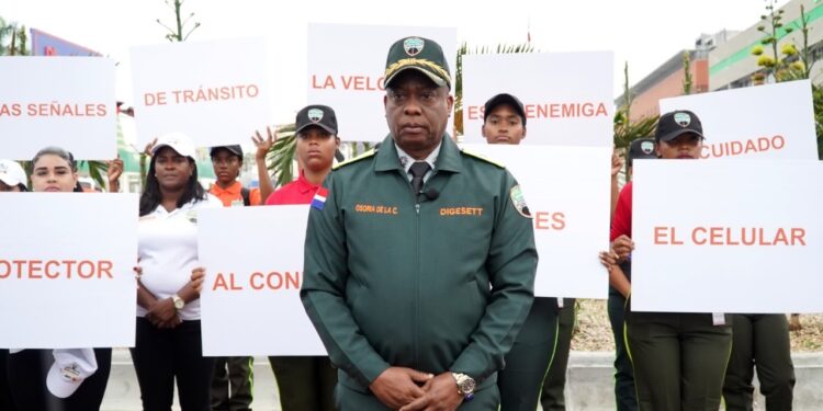 DIGESETT lanza a las calles campaña “Educación Vial Por La Vida” para concientizar a conductores