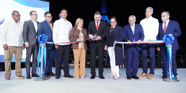 Proindustria inaugura IV Feria de Innovación y Emprendimiento Industrial 2024 en Santiago