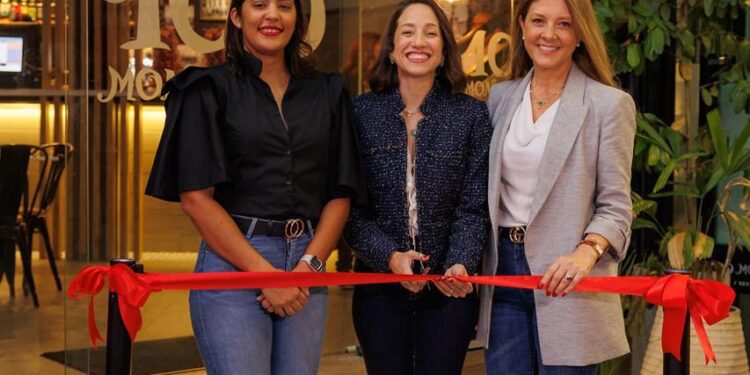Unos 100 montaditos llega a Acrópolis Business Mall: una experiencia gastronómica única en el corazón de la ciudad