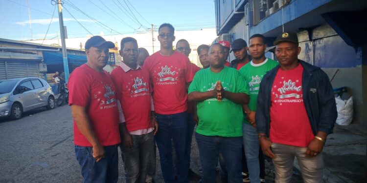 Federación de Transporte realiza compartir navideño