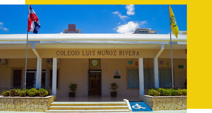 Autoridades Colegio Luis Muñoz Rivera valoran cambios en sistema educativo