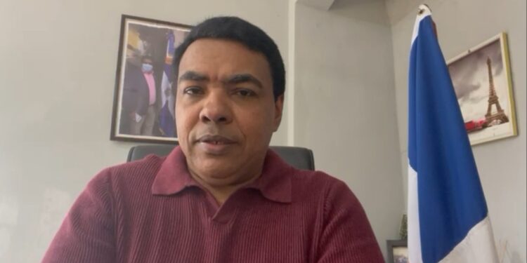 Pérez Figuereo propone fórmula para evitar aumento de Peajes