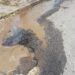 Se desperdicia agua potable, por tubería rota en calle San Vicente SDE
