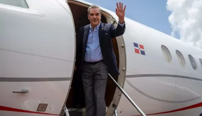 Presidente Abinader llega a Puerto Rico para la toma de posesión de la nueva gobernadora Jenniffer A. González Colón