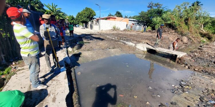 Cabraleños agradecen apoyo de Alcaldía, Medio Ambiente y empresa Khoury por respaldo a la producción local