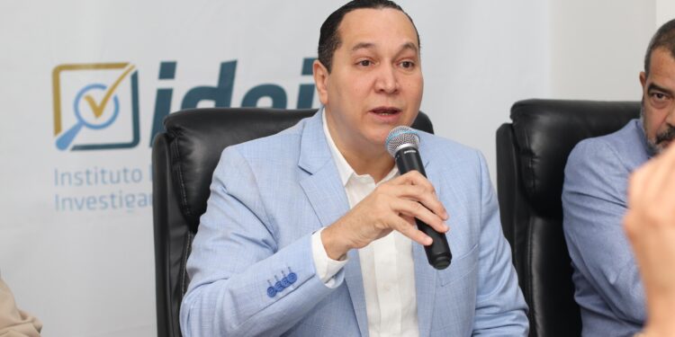 Minerd e Ideice lanzan programa de Fondos Concursables para la Investigación y Evaluación Educativa