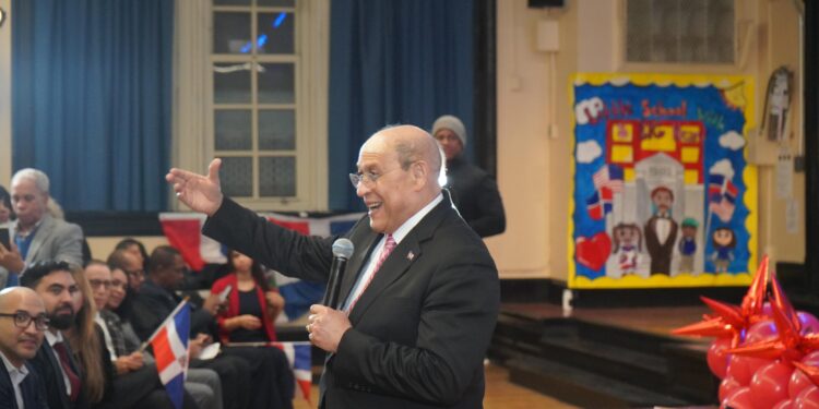 Consulado General RD en Nueva York realiza gala en honor a Juan Pablo Duarte; Santos Badía dicta conferencia