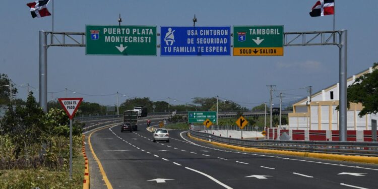 Ministerio de Obras Públicas culmina 2024 cin 125 obras entregadas en todo el país