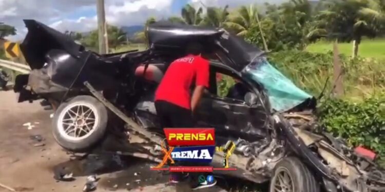 Aparatoso accidente deja varios heridos en la carretera Esperanza-Santiago
