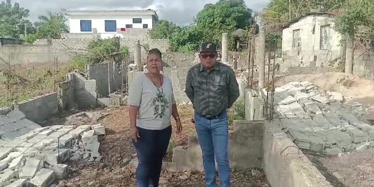 Familias denuncian desalojo arbitrario por supuestos militares del Bandex en Hato Nuevo Manoguayabo