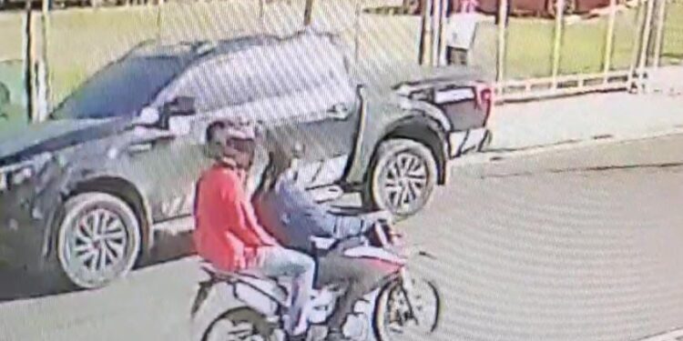 Capturan en Santiago uno de los implicados en asalto a señora; le ocupa pistola y motocicleta utilizada en el hecho