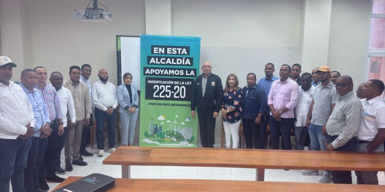 Ley de Residuos Sólidos continúa recibiendo apoyo de los alcaldes del país