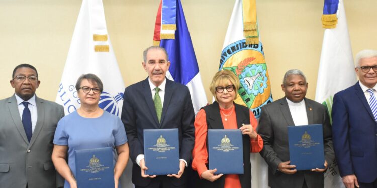 Ministro de Educación Superior advierte región Sur del país se ha mantenido en subdesarrollo por la falta de políticas integrales