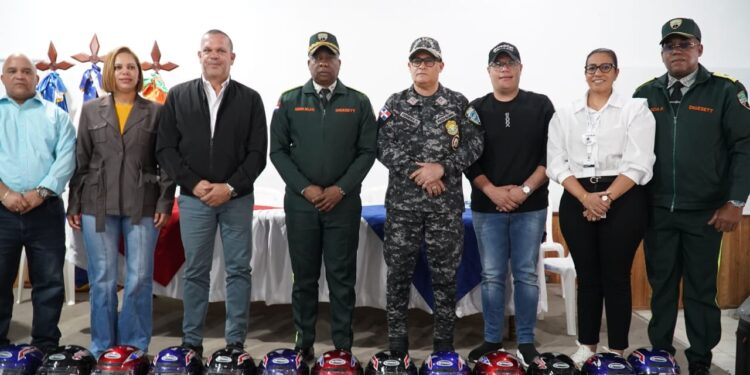 DIGESETT lleva a Constanza programa “Un Casco Para Salvar Tu Vida”