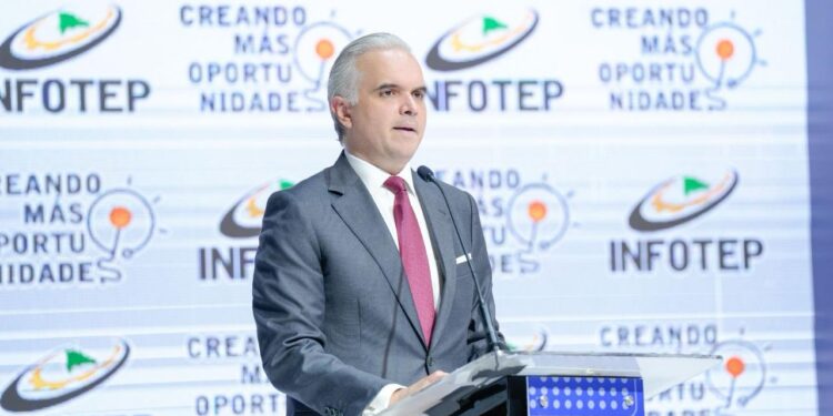 INFOTEP felicita a Luis Miguel De Camps por su designación como Ministro de Educación