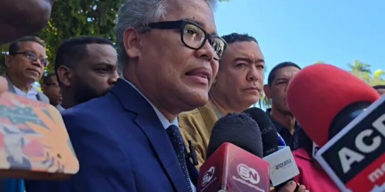 Generación de Servidores&nbsp; renuncia a recibir de los 10 mil millones de pesos que JCE entregará a partidos políticos