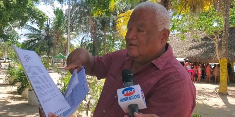 Trabajadores playeros de Boca Chica denuncian alcalde los quieren desalojar arbitrariamente