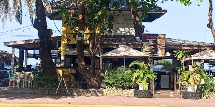 Propietarios Restaurante Chiringuito denuncian Gobierno pretende desalojarlos