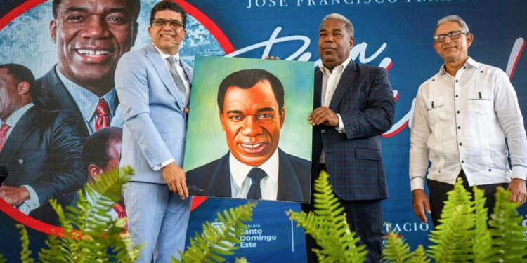 Ayuntamiento de Santo Domingo Este conmemora el 88 aniversario del natalicio de José Francisco Peña Gómez