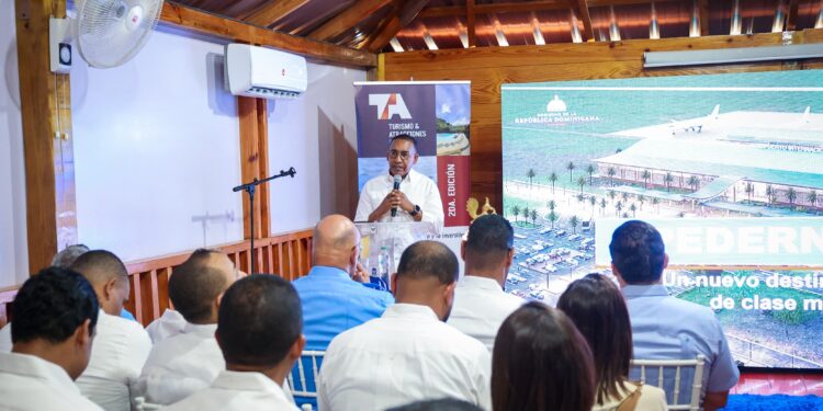 Víctor Pichardo resalta impacto de aviación con nuevo aeropuerto internacional de Pedernales