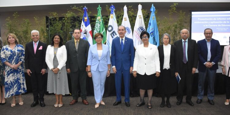 MESCyT presenta “Prueba PACE” como parte del proyecto de aplicación del Marco Normativo 01-23 para la Formación Docente Inicial, Integral, de Calidad y con Equidad