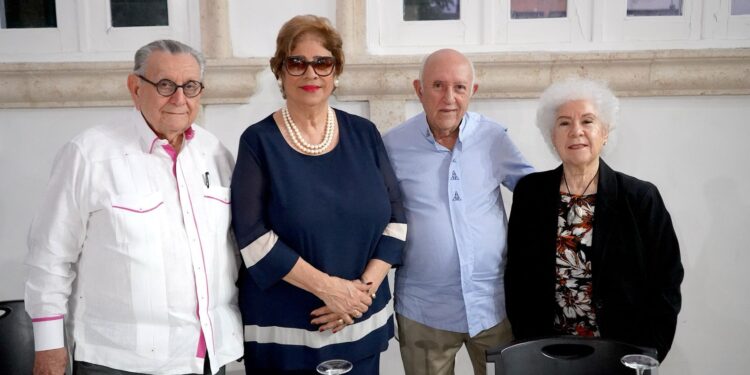 Centro Cultural Mirador presenta muestra fotográfica Imágenes de la Guerra de Abril