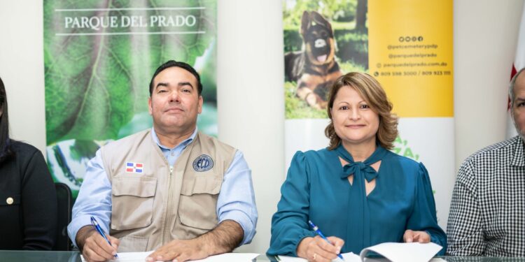 Parque del Prado y Federación Canina Dominicana firman convenio en favor de tenencia responsable y el bienestar animal