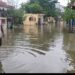 Lluvias dejan incomunicados habitantes cercanos a la calle cisne, en Los Americanos de Los Alcarrizos