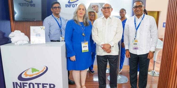 INFOTEP resalta aporte al turismo en feria DATE 2025 con demostraciones de masajes y degustaciones gastronómicas