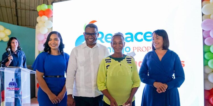 Propeep presenta “Renacer Contigo” programa dirigido a vendedores informales del Gran Santo Domingo