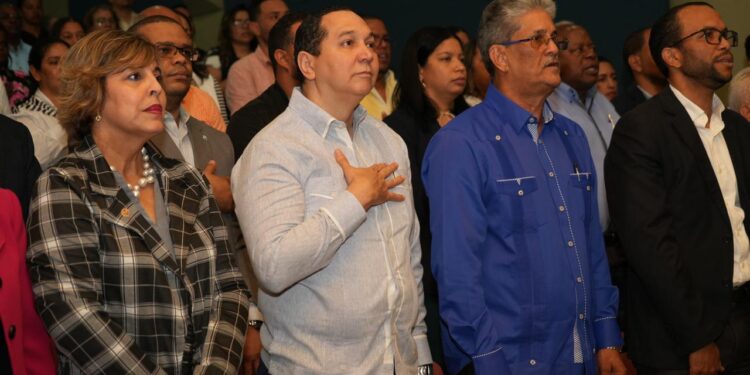 Ideice celebra Precongreso Regional en Santiago; director resalta poder transformador de la investigación educativa