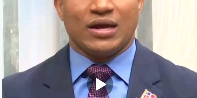 Vargavila Riverón denuncia campaña de difamación de Ángel Martínez contra empresarios y figuras dominicanas; revela orden de captura internacional