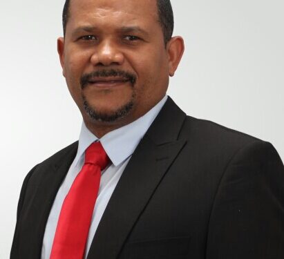 Dirigente político y comunitario Felipe Félix (Kuki) resalta labor de los maestros en su Día