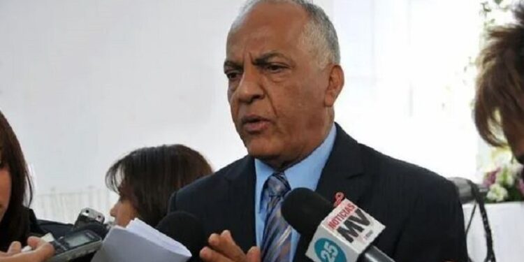 Víctor Manuel Terrero exige transparencia en proceso de licitación en Cabo Rojo-Pedernales