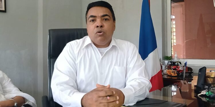 CNTU destaca avance “Plan Cero Chatarra” propone sea incluido en propuesta gobierno de Francia para transporte RD