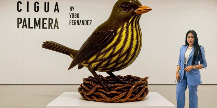 Yubo Fernández: Embajadora del Arte Dominicano, lleva la Cigua Palmera por el mundo