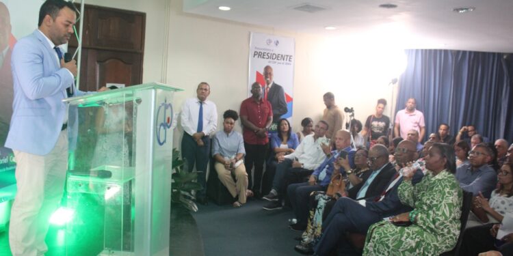 Wilder Páez lanza sus aspiraciones al CDP Distrito Nacional: “Seguiré poniendo el oído en el corazón de los periodistas”
