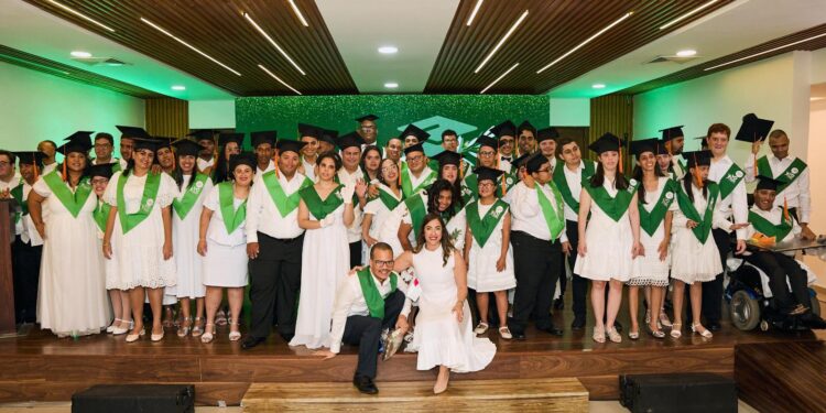 Fundación “Yo También Puedo” celebra segunda graduación con 53 jóvenes en situación de discapacidad