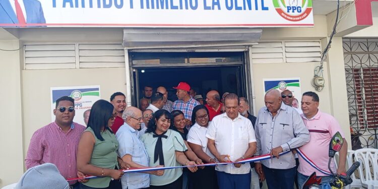 Partido Primero la Gente Inaugura local en Mao-Valverde; Antonio Marte dice permanece pensamiento politico de Peña Gómez a favor de los mas pobres