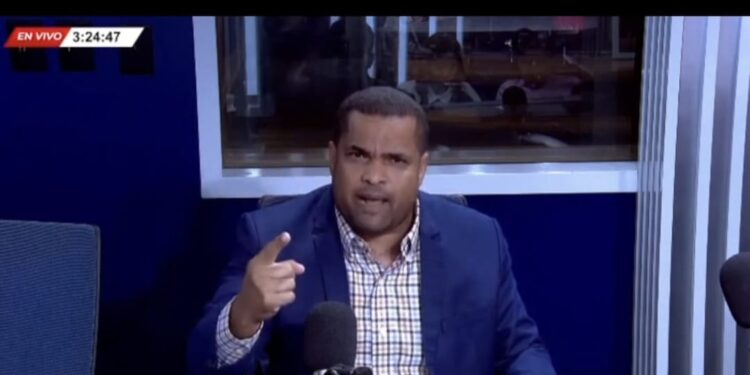 Valentín Pérez sugiere a Leonel Fernández expulsar de la FP a quien acepte cargo de relevancia en el gobierno