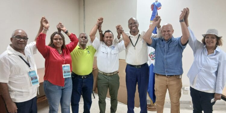 Wilder Páez gana nuevamente la Seccional del Distrito Nacional del Colegio de Periodistas