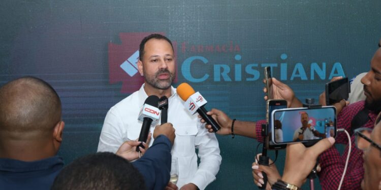 Farmacia Cristiana celebra 60 años de servicio ininterrumpido